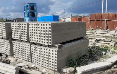 Precast wall panels